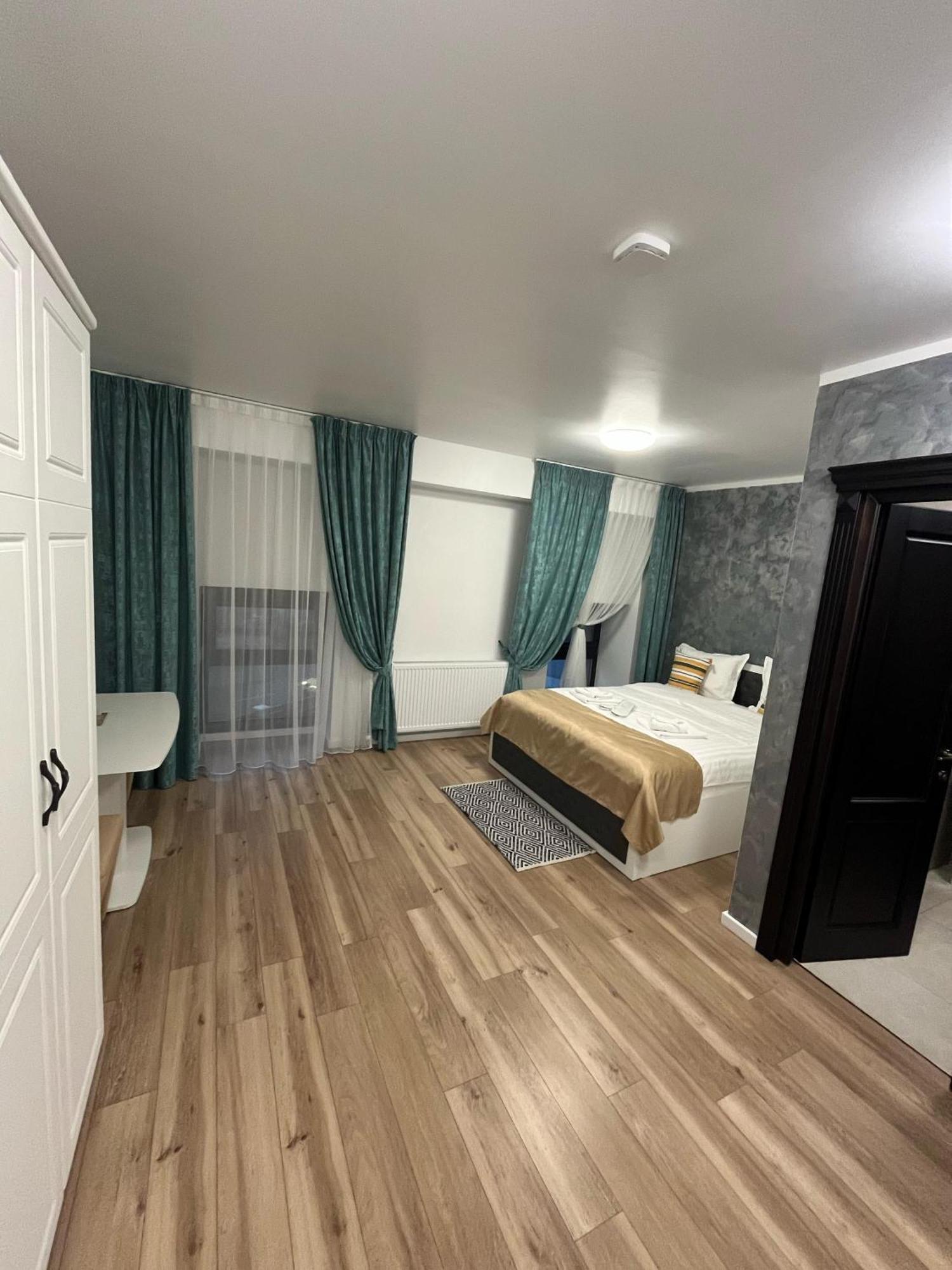 Grey Boutique Hotel Palas Iasi Exteriér fotografie