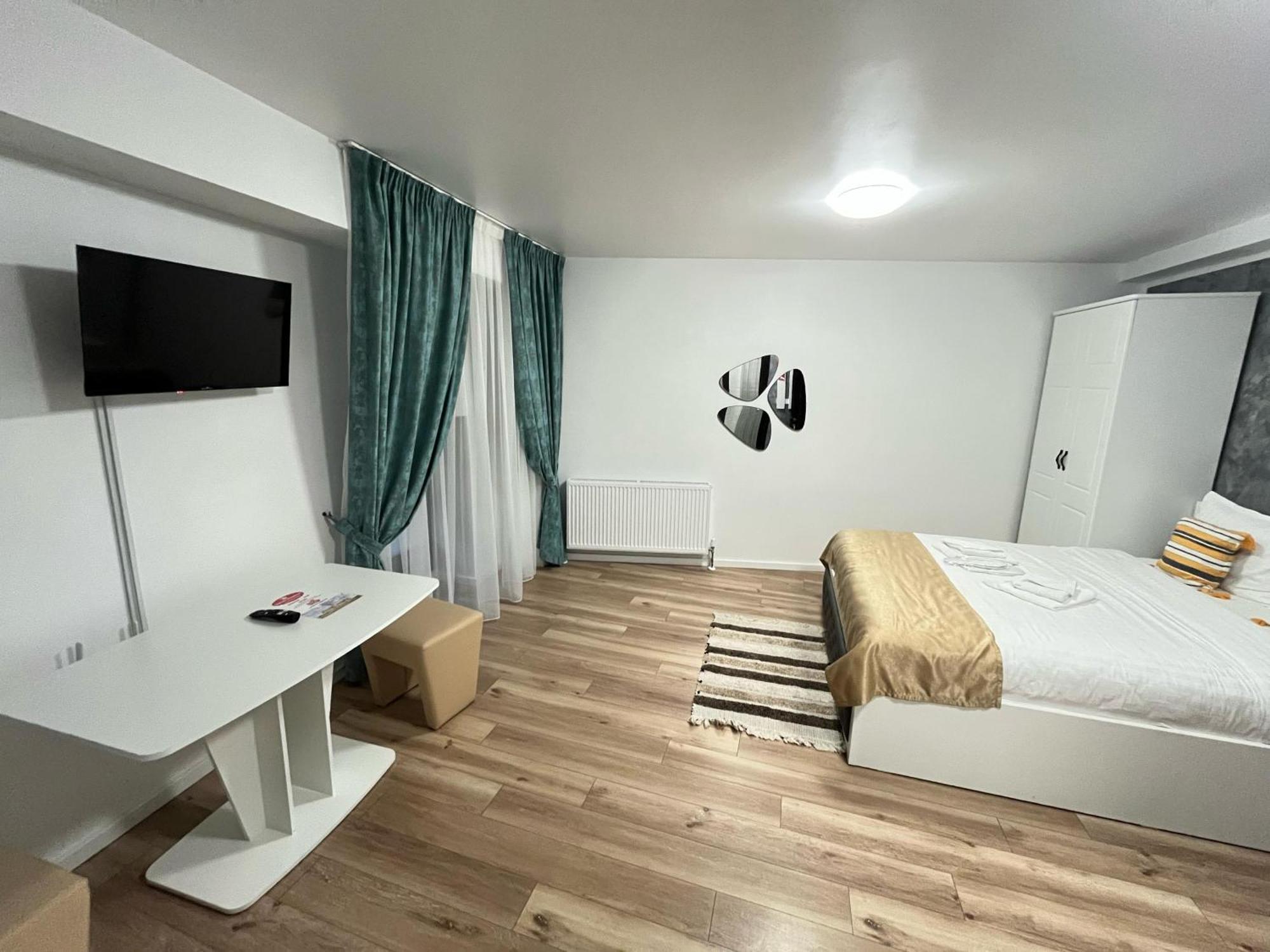 Grey Boutique Hotel Palas Iasi Exteriér fotografie